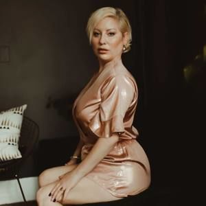 Meet your Posher, Amelia